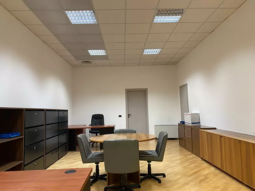 Immagine 6 di Ufficio in vendita  in Via Plinio 1 a Grandate