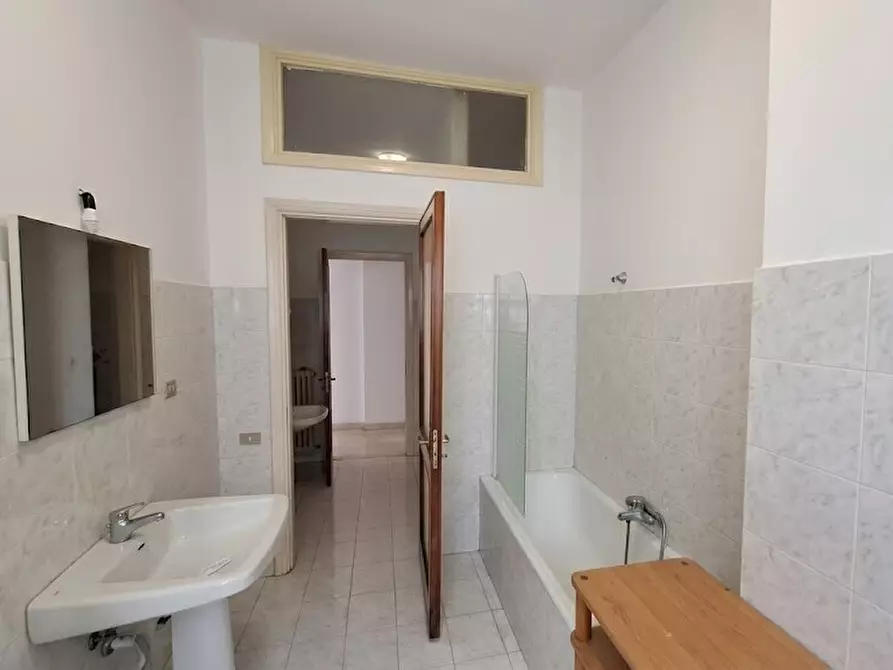 Immagine 2 di Quadrilocale in vendita  in Via 95° Reggimento Fanteria 112 a Lecce