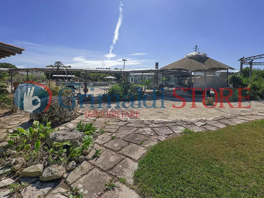 Immagine 42 di Casa indipendente in vendita  in C.S. Lu Monte 1 a Lizzanello