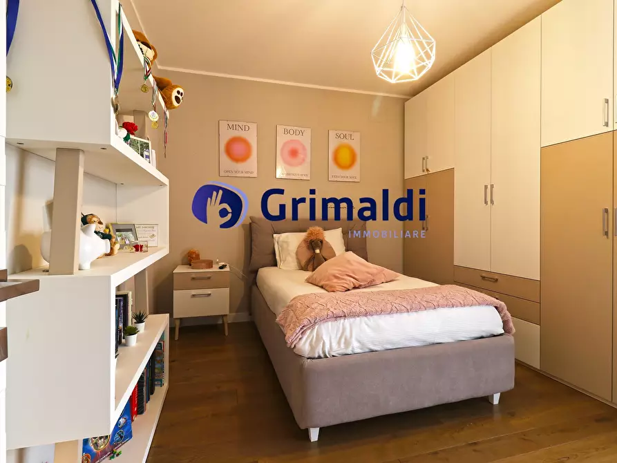 Immagine 17 di Villa in vendita  a Napoli