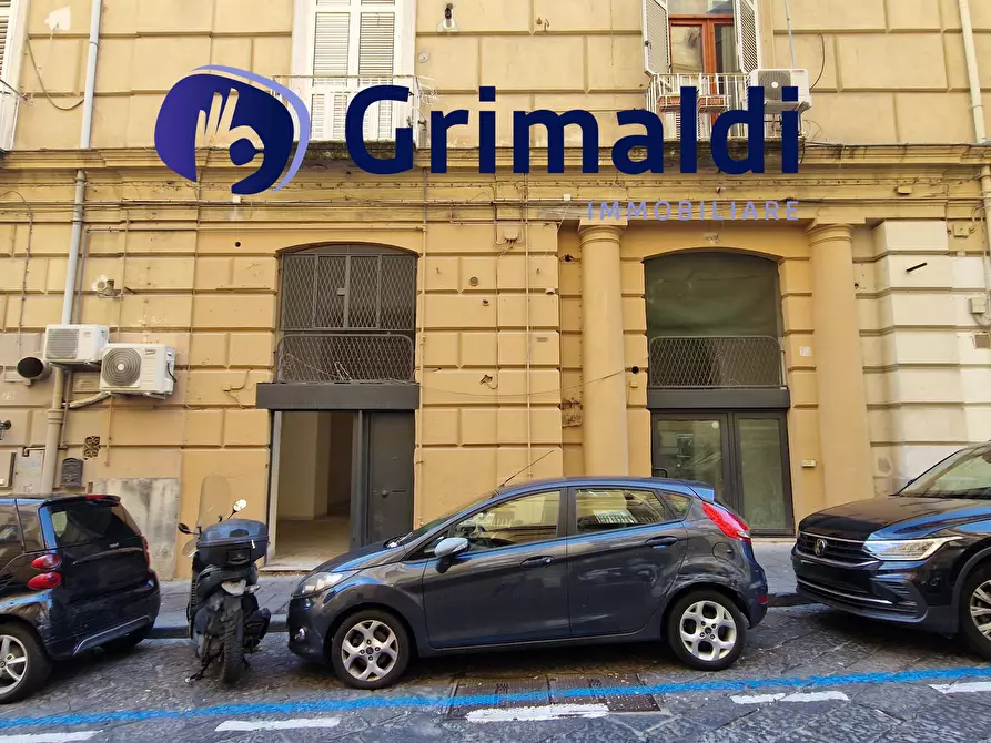 Immagine 3 di Locale commerciale in vendita  in Via Giuseppe Martucci 79 a Napoli