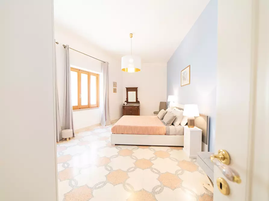 Immagine 14 di Bilocale in affitto  in Vico Storella a Lecce