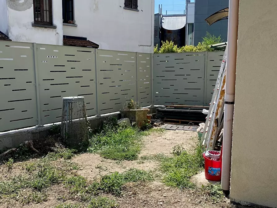 Immagine 6 di Bilocale in vendita  a Como