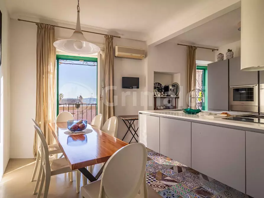 Immagine 1 di Appartamento in vendita  in Vico Giuseppe Melodia 4 a Noto