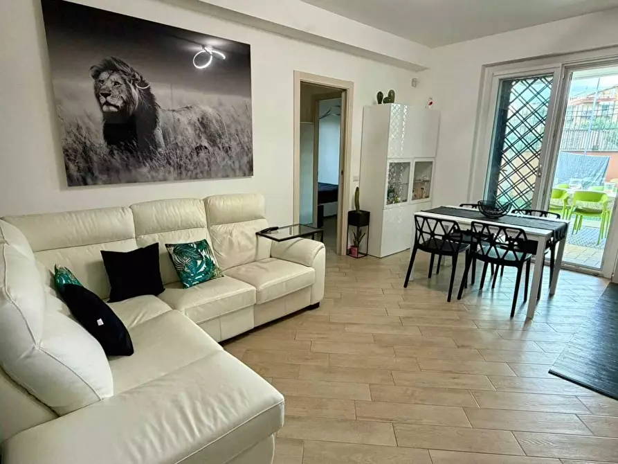 Immagine 20 di Trilocale in vendita  in Via Luigi Einaudi 11 a Marino