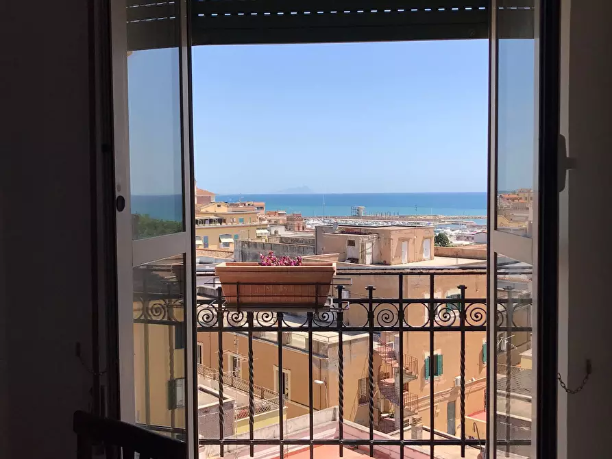 Immagine 12 di Pentalocale in affitto  in VIA VOLTURNO 5 a Nettuno