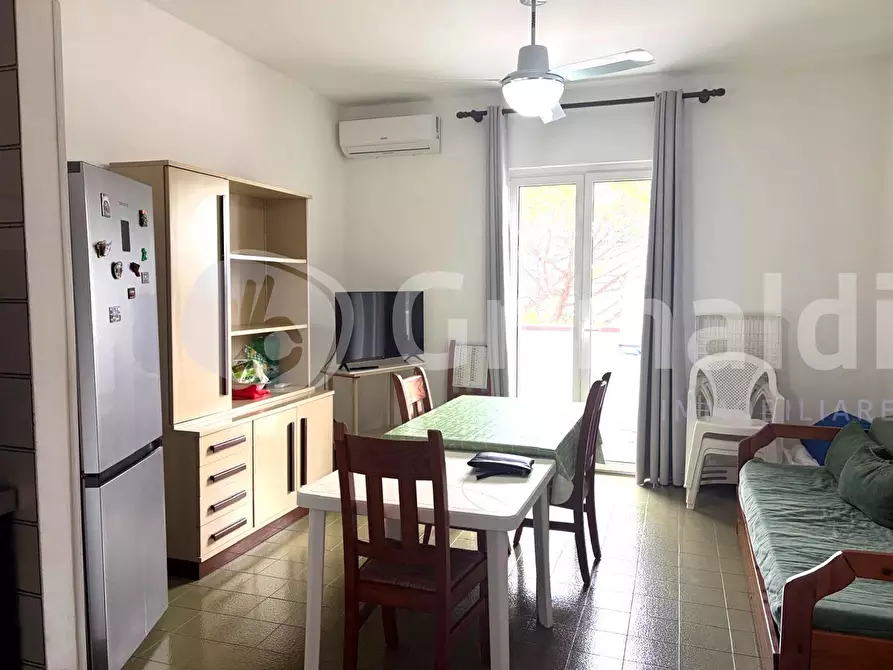 Immagine 3 di Appartamento in vendita  in Viale Orsa Maggiore a Gallipoli