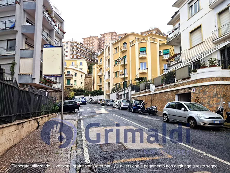 Immagine 9 di Garage in vendita  in Via Torquato Tasso 189 a Napoli