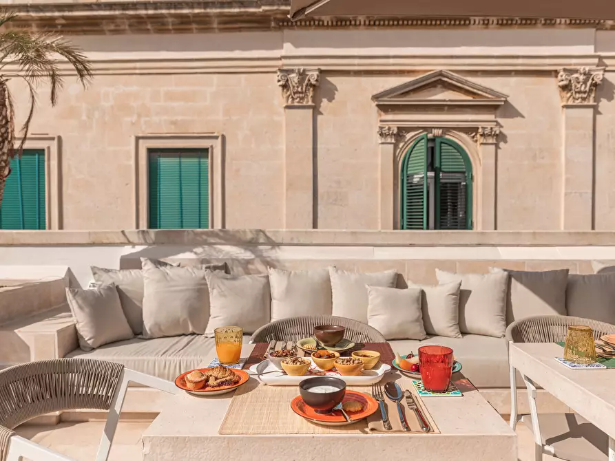 Immagine 7 di Casa indipendente in vendita  in Via Roberto Caracciolo 30 a Lecce