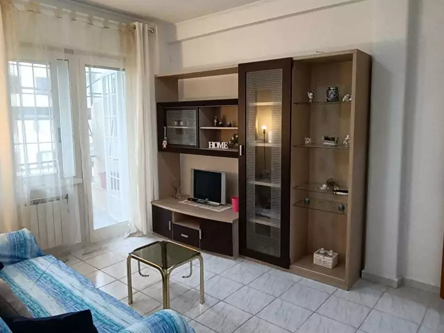 Immagine 3 di Bilocale in affitto  in Piazza della Pace 5 a Anzio