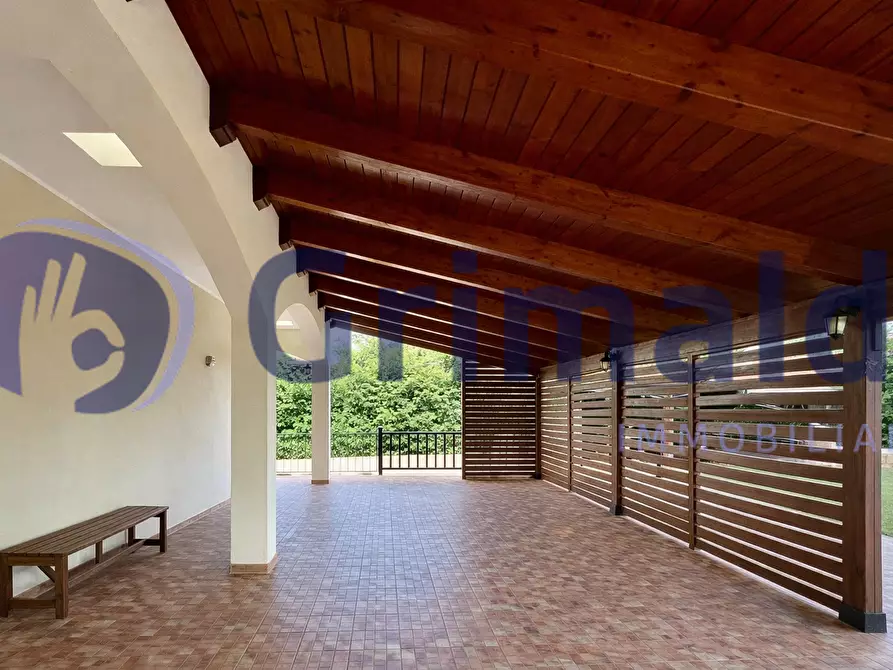 Immagine 23 di Villa in vendita  in Strada I Nucleo Erchie Piccola 10 a Lizzanello