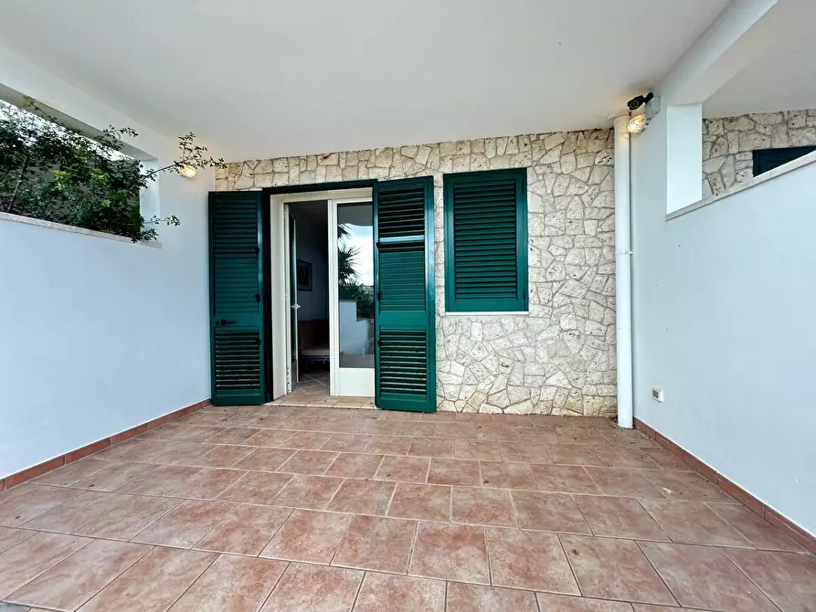 Immagine 4 di Villetta a schiera in vendita  in Via Raffaello 6 a Santa Cesarea Terme