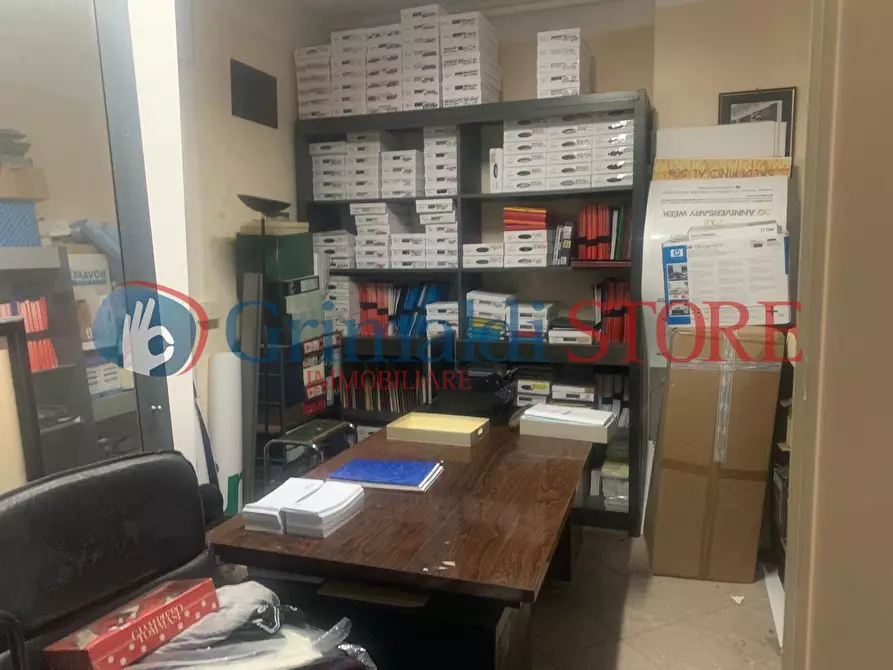 Immagine 9 di Locale commerciale in vendita  in Via Pacinotti 19 a Campi Salentina