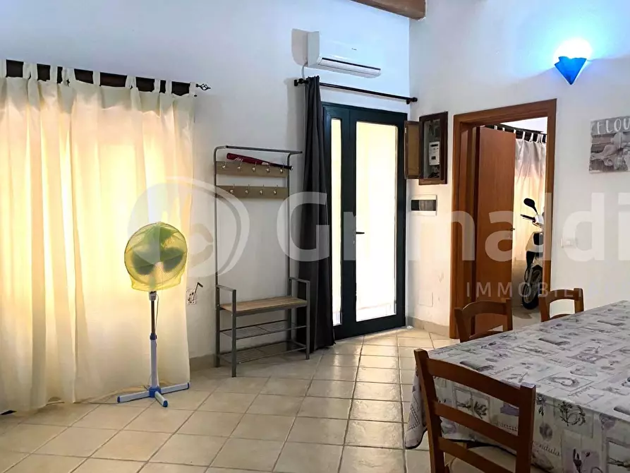 Immagine 1 di Casa indipendente in vendita  in Via Torrente 71 a Galatone