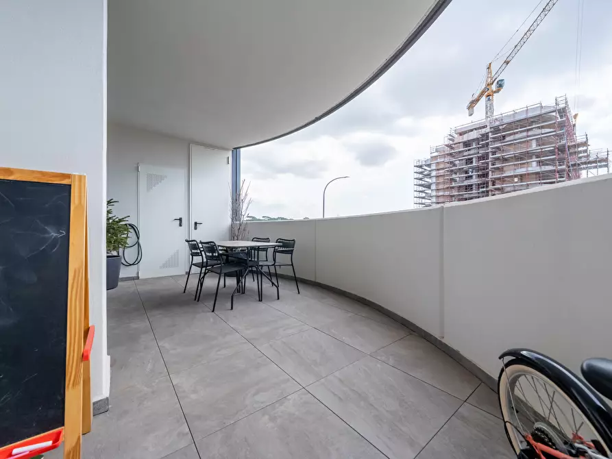 Immagine 1 di Appartamento in vendita  in Viale Pablo Neruda a Roma