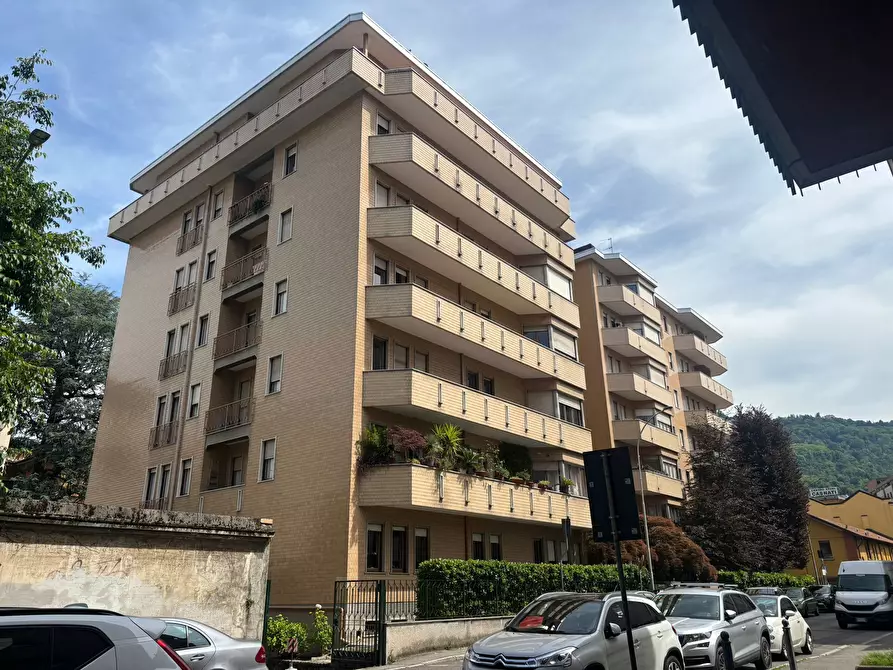 Immagine 16 di Ufficio in affitto  in Via Morazzone Pier Francesco Mazzucchelli 21 a Como