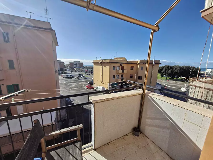 Immagine 5 di Trilocale in affitto  in Via Cristoforo Colombo 12 a Anzio