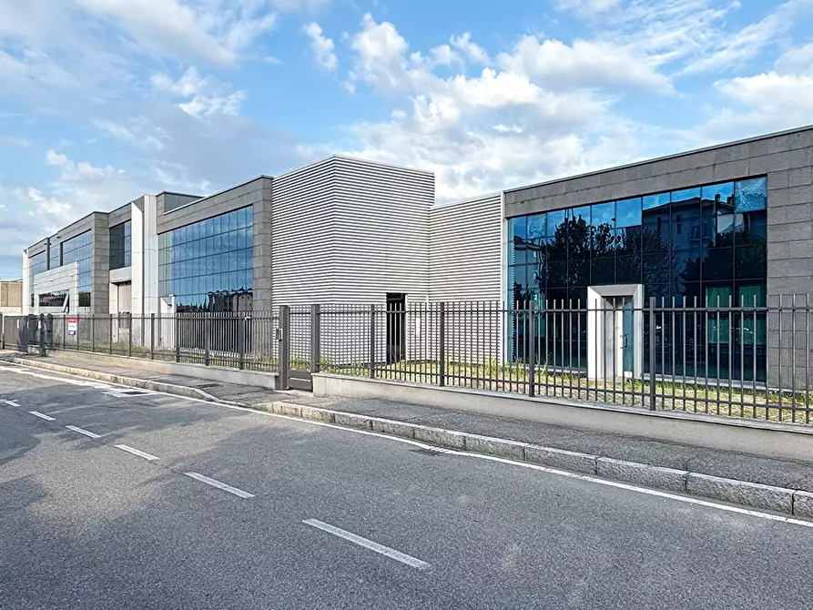 Immagine 4 di Capannone industriale in vendita  in Via Papa Pio X 66 a Mariano Comense