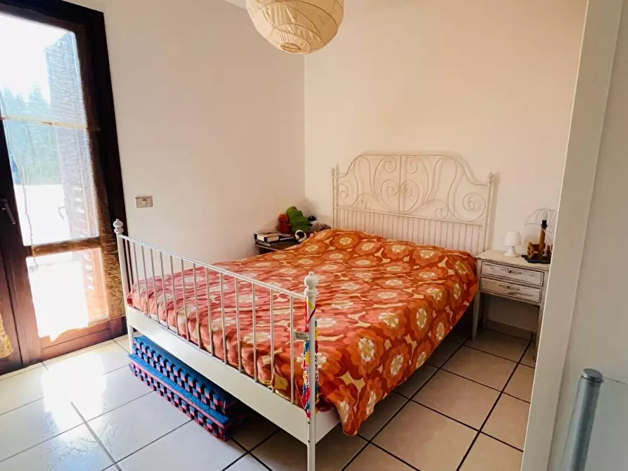 Immagine 11 di Trilocale in vendita  in Via Valona 10 a Lecce