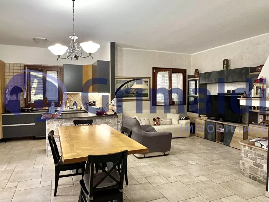 Immagine 4 di Villa in vendita  in Strada I Nucleo Erchie Piccola 10 a Lizzanello