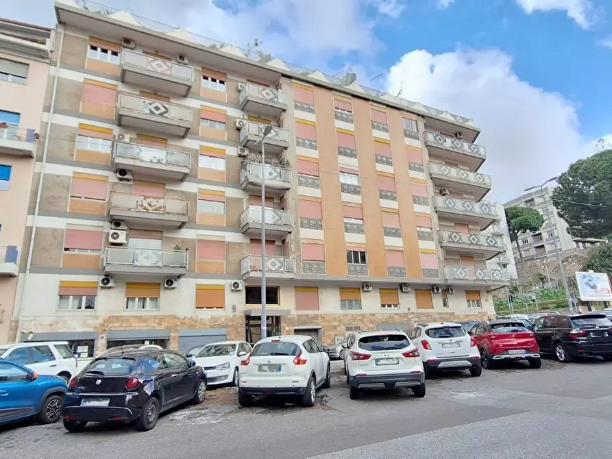 Immagine 21 di Quadrilocale in vendita  in Via Gagini 21 a Messina