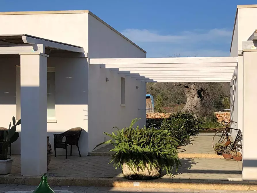 Immagine 2 di Casa indipendente in vendita  in Via Masseria Ungulìa 2 a Sannicola