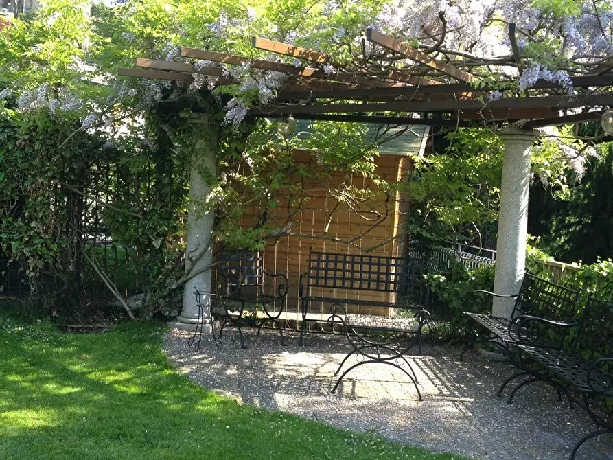 Immagine 8 di Quadrilocale in vendita  a Brunate