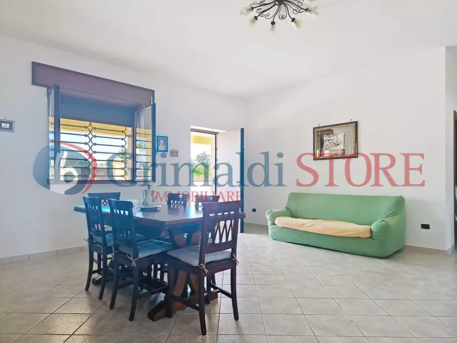 Immagine 40 di Villa in vendita  a Manduria
