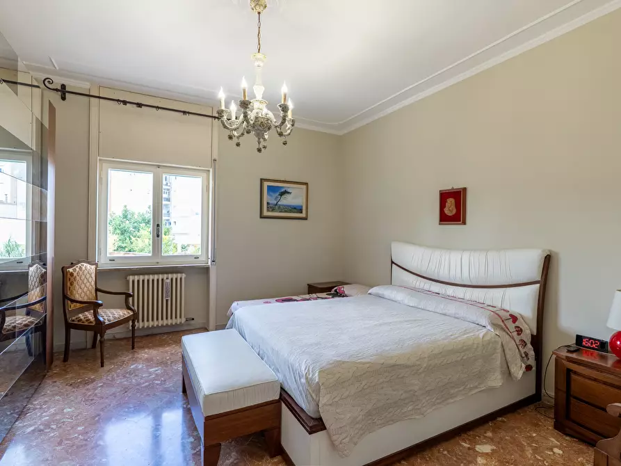 Immagine 21 di Pentalocale in vendita  in Via Salvatore Grande 12 a Lecce