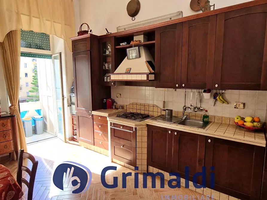 Immagine 6 di Trilocale in vendita  in Via Giacinto Gigante 10 a Napoli