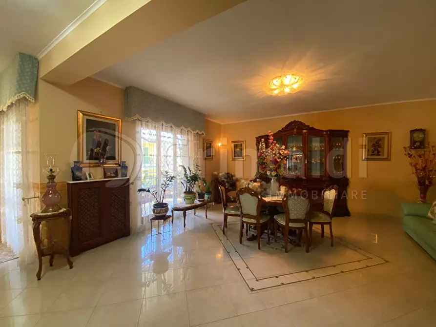 Immagine 5 di Trilocale in vendita  a Giugliano In Campania