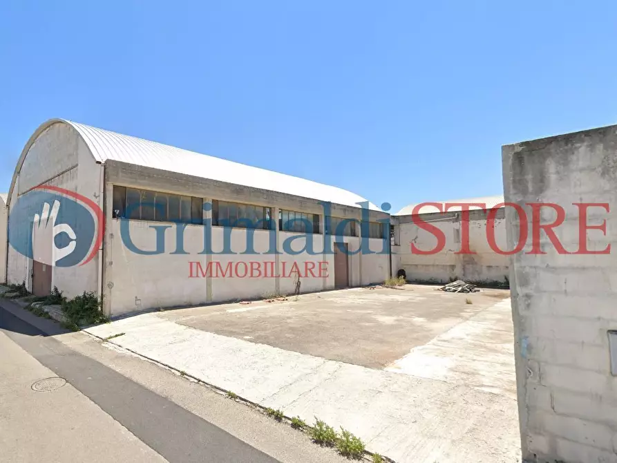 Immagine 1 di Attività artigianale in vendita  in Via Spagna 3 a Calimera