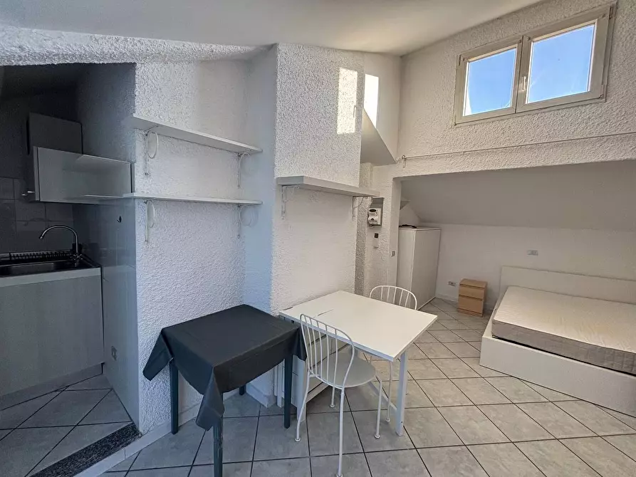 Immagine 9 di Appartamento in affitto  in Via Grossich 30 a Milano