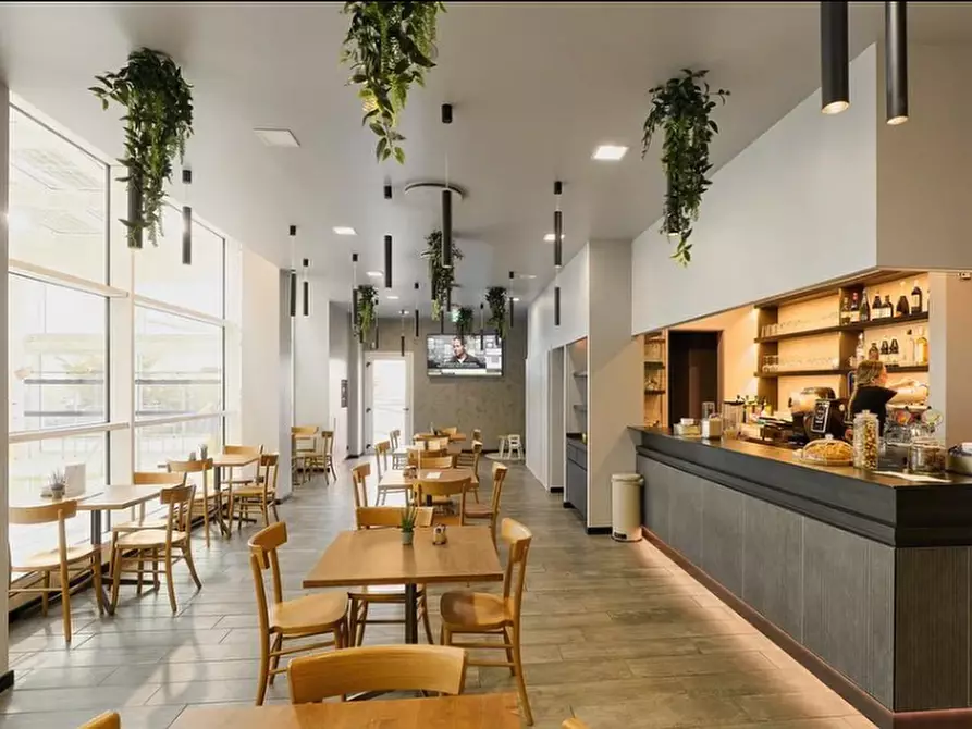 Immagine 1 di Bar / Ristorante in affitto  a San Fermo Della Battaglia