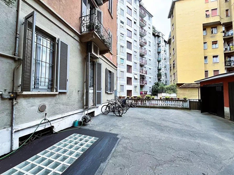 Immagine 12 di Monolocale in affitto  in Viale dei Mille 68 a Milano