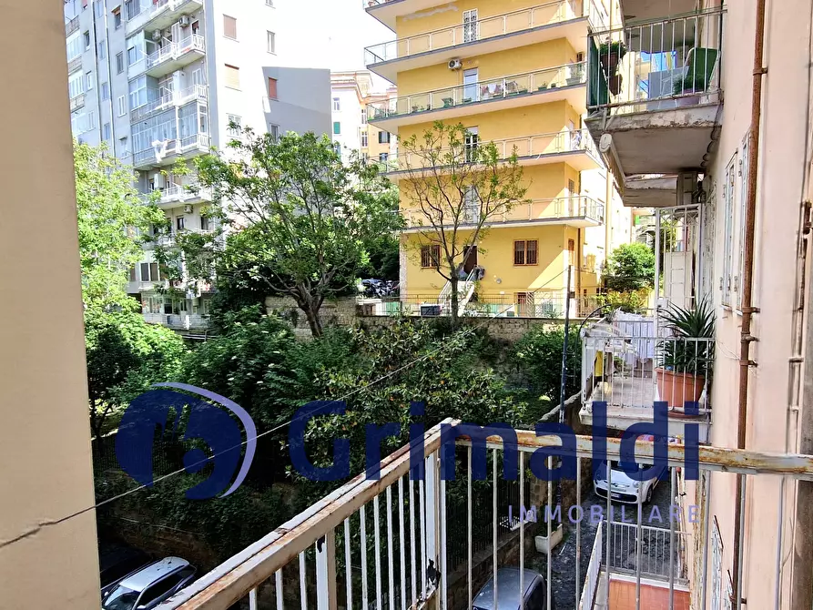 Immagine 7 di Trilocale in vendita  in Salita Cacciottoli 53 a Napoli