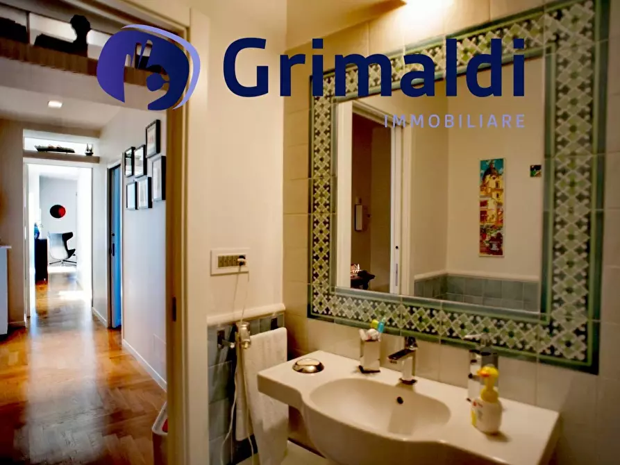 Immagine 17 di Attico in vendita  in Via San Gennaro Agnano 62 a Pozzuoli