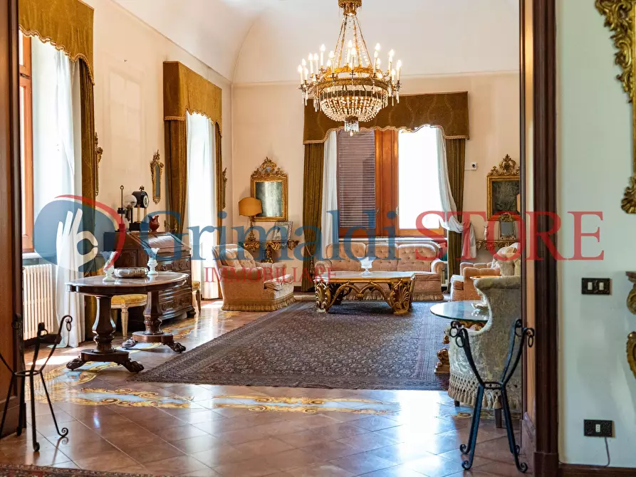 Immagine 33 di Villa in vendita  in Via Vecchia Carmiano a Lecce