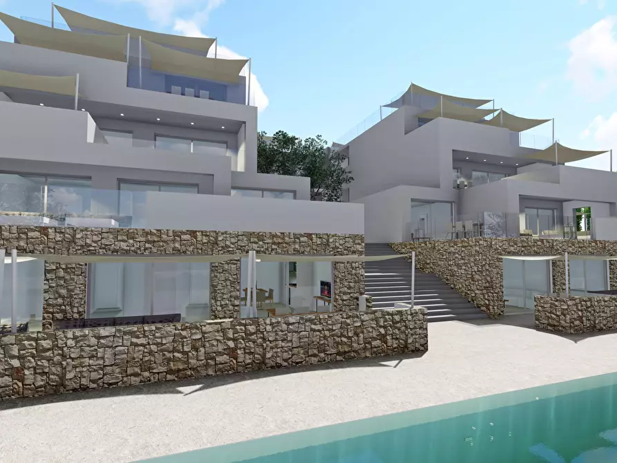 Immagine 42 di Trilocale in vendita  in Via Ugo Foscolo 34 a Castrignano Del Capo