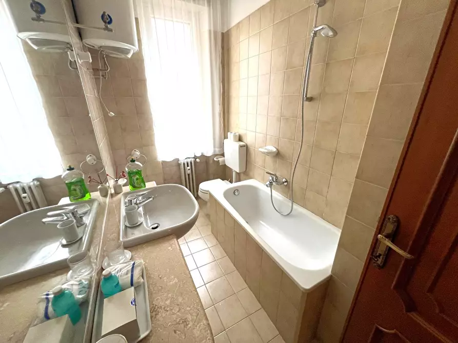 Immagine 27 di Trilocale in vendita  in Via Benadir 56 a Vercelli