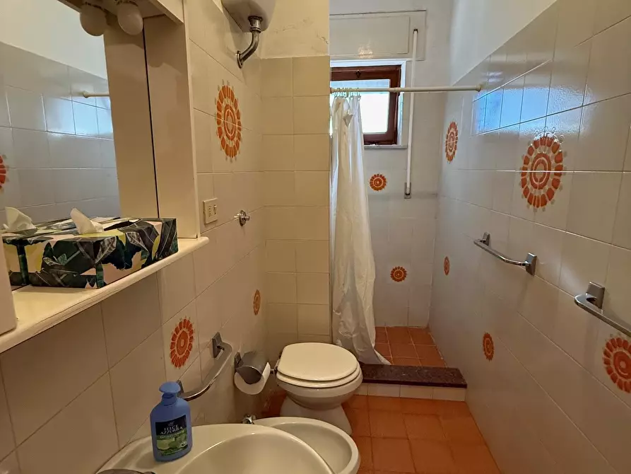 Immagine 26 di Quadrilocale in vendita  in Via Circeo 6 a Anzio