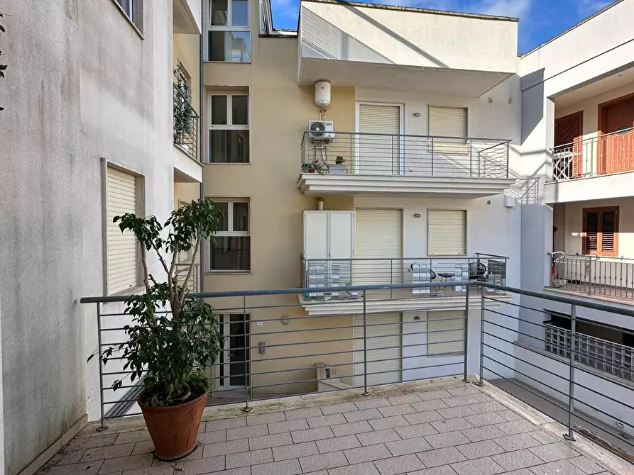 Immagine 28 di Bilocale in vendita  in Via Memorie 22 a Otranto