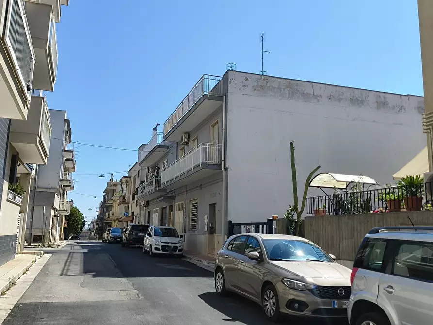 Immagine 2 di Appartamento in vendita  in Via Vincenzo Fato a Castellana Grotte
