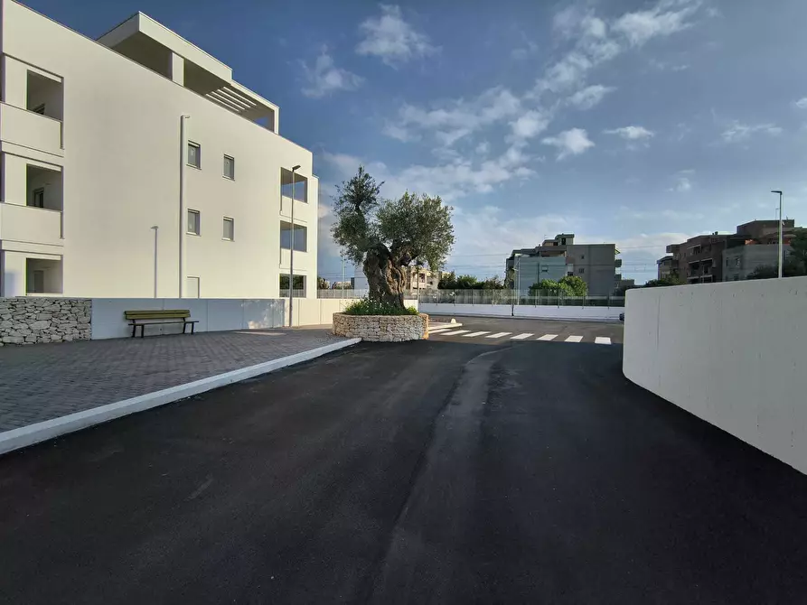 Immagine 23 di Villa in vendita  in Viale Aldo Moro a Monopoli