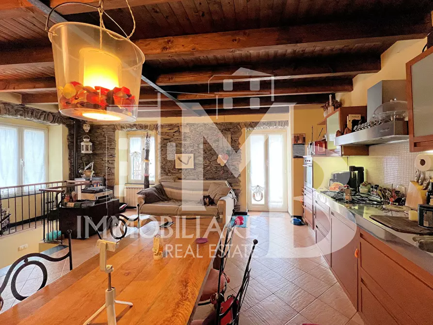 Immagine 3 di Porzione di casa in vendita  in Salita Camponi 12 a Uscio