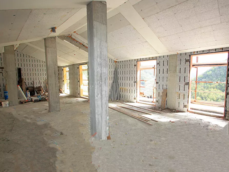 Immagine 13 di Bilocale in vendita  in Via Posato 30 a Avegno