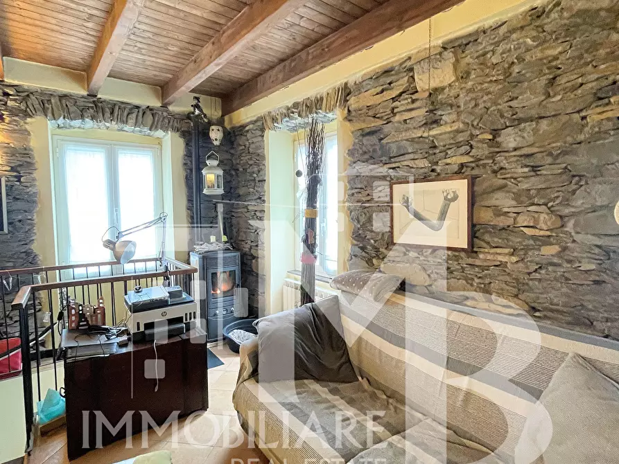 Immagine 22 di Porzione di casa in vendita  in Salita Camponi 12 a Uscio