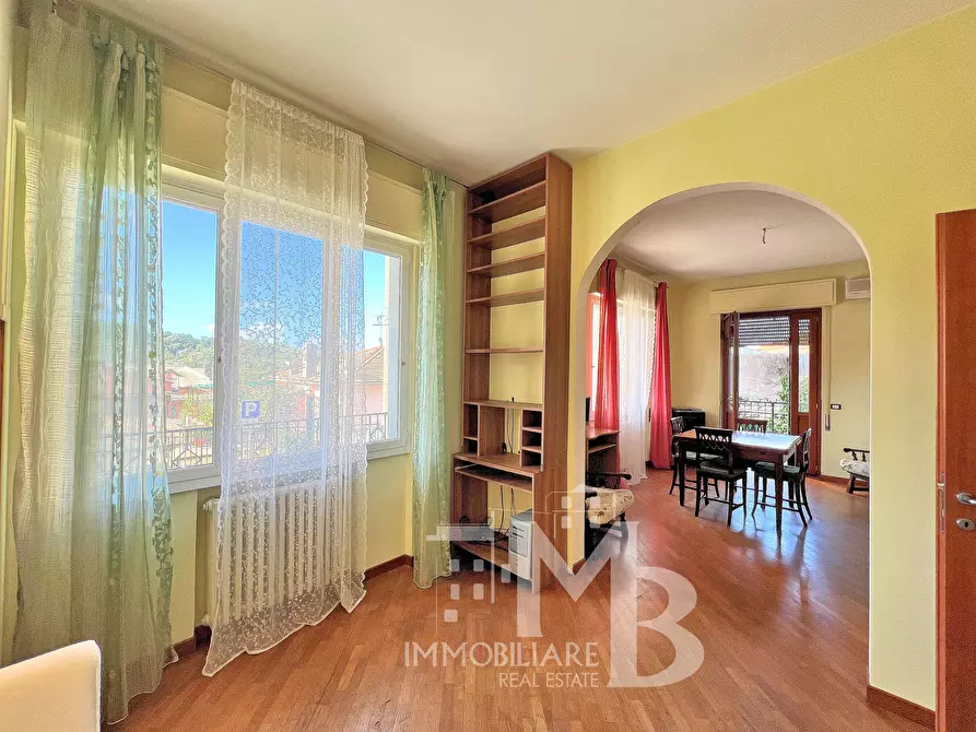 Immagine 1 di Quadrilocale in vendita  a Camogli