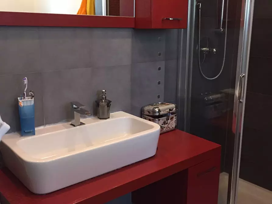 Immagine 11 di Casa indipendente in vendita  a Sarzana