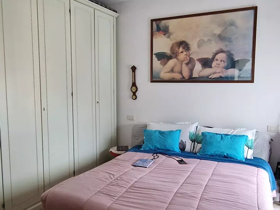 Immagine 12 di Bilocale in vendita  a La Spezia